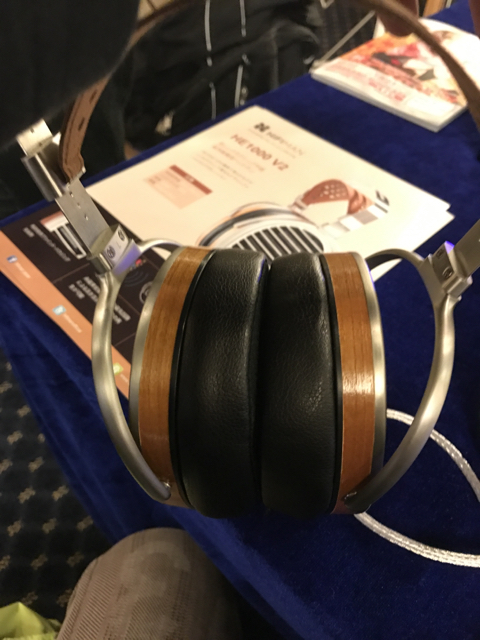 HIFIMAN HE1000 V2 vs HE1000 V1: headphone archive