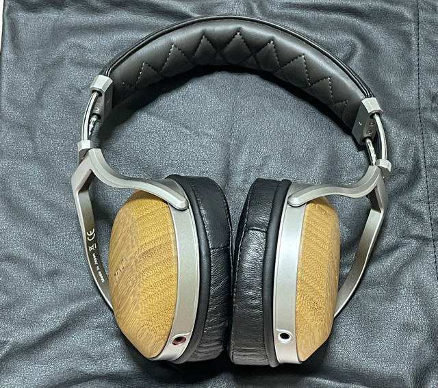 DENON AH D9200: headphone archive